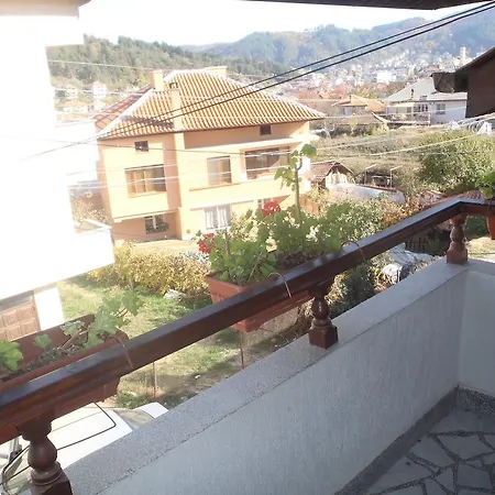 Mladenova House ズラトグラッド