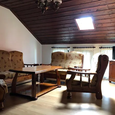 ゲストハウス Mladenova House 3*