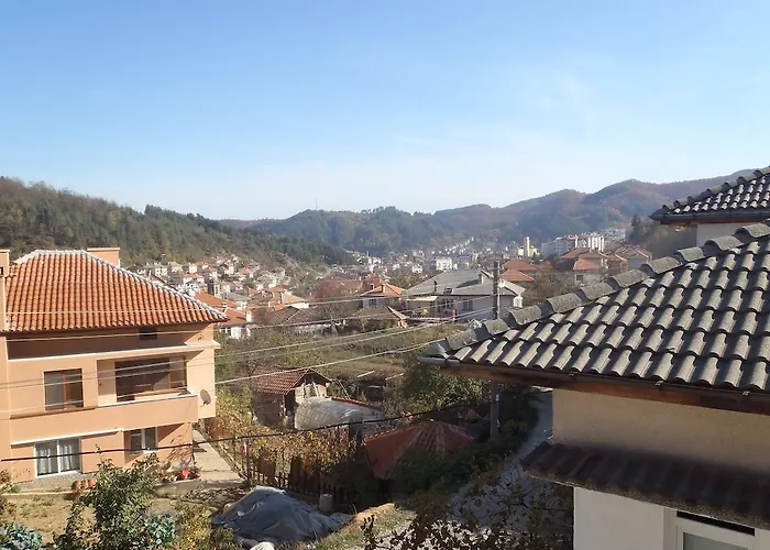 Guest house Mladenova House Zlatograd